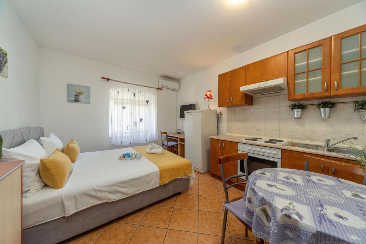 Tia Apartment Rijeka Bagian luar foto